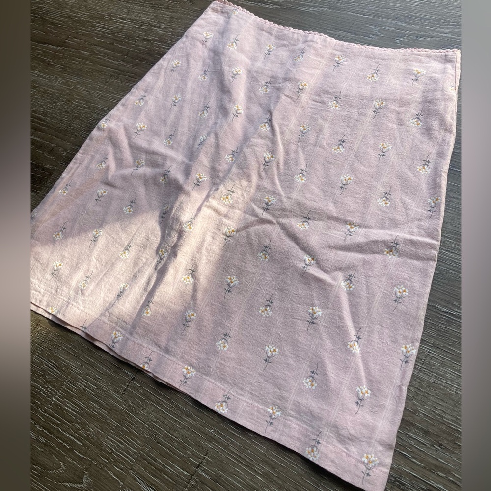 Brandy Melville John Galt Mini Skirt Pink Floral Size XS